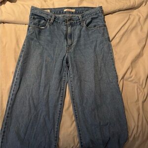 Levi’s baggy dad jeans